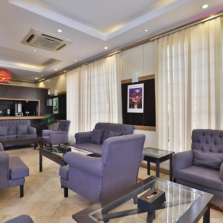 ריאד Oyo 121 Dome Hotel Al Olaya מראה חיצוני תמונה